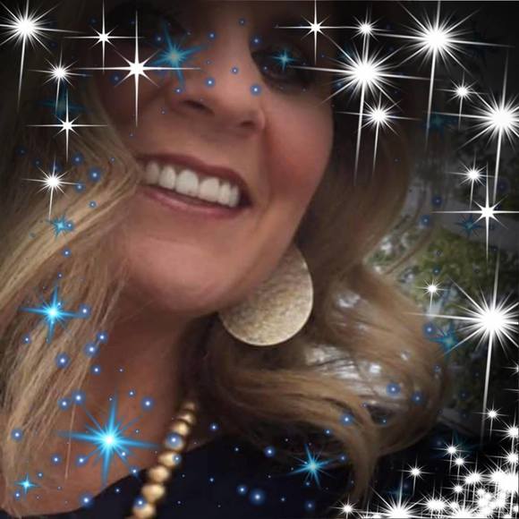 Meet your Posher, Greta - Picture 1 of 1